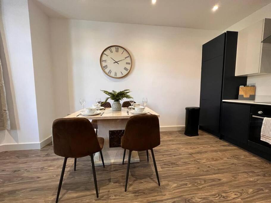 شقة Star London Finchley Road 1-Bed Sanctuary المظهر الخارجي الصورة